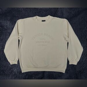 White fox  Boutique hoodie SIZE M/L